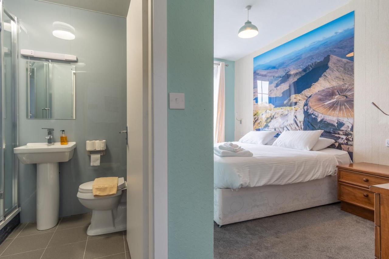 לאנבריס Padarn Hotel מראה חיצוני תמונה